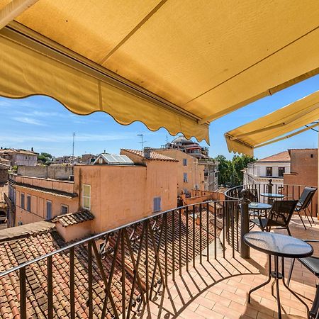 Bb Il Re Alla Reginella Guest House Рим Екстер'єр фото