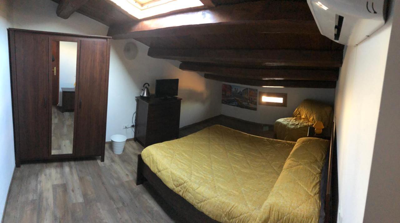 Bb Il Re Alla Reginella Guest House Рим Екстер'єр фото