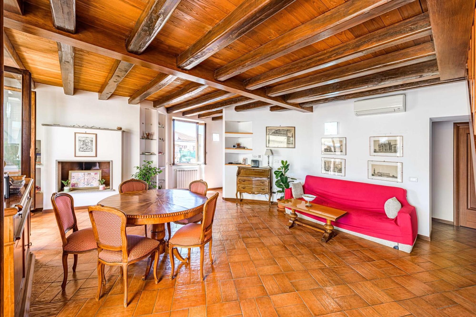 Bb Il Re Alla Reginella Guest House Рим Екстер'єр фото