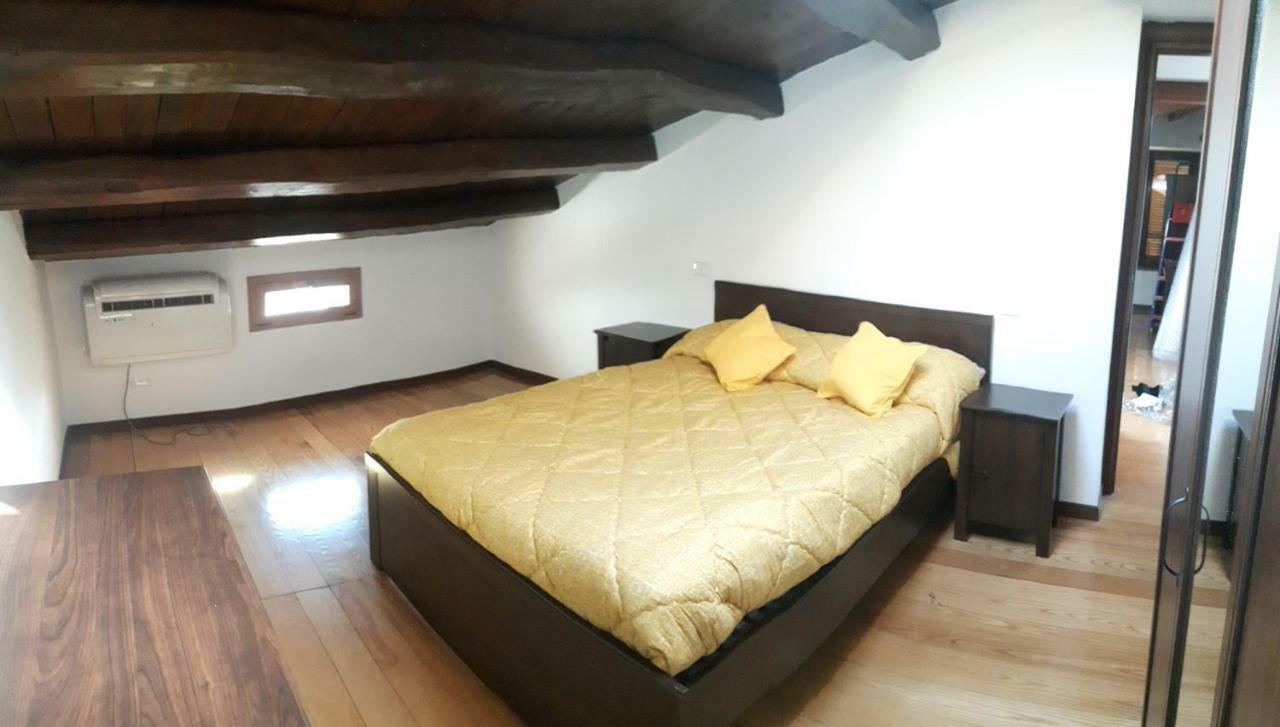 Bb Il Re Alla Reginella Guest House Рим Екстер'єр фото