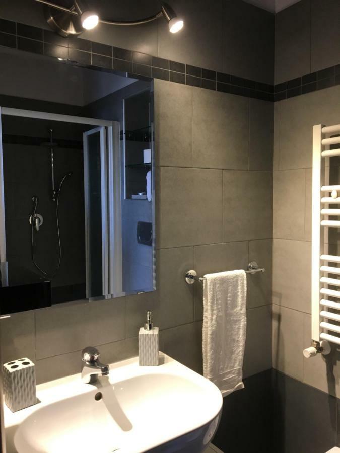 Bb Il Re Alla Reginella Guest House Рим Екстер'єр фото