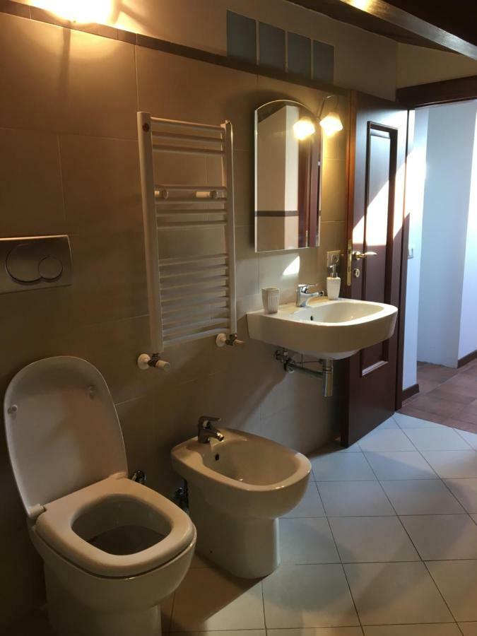 Bb Il Re Alla Reginella Guest House Рим Екстер'єр фото